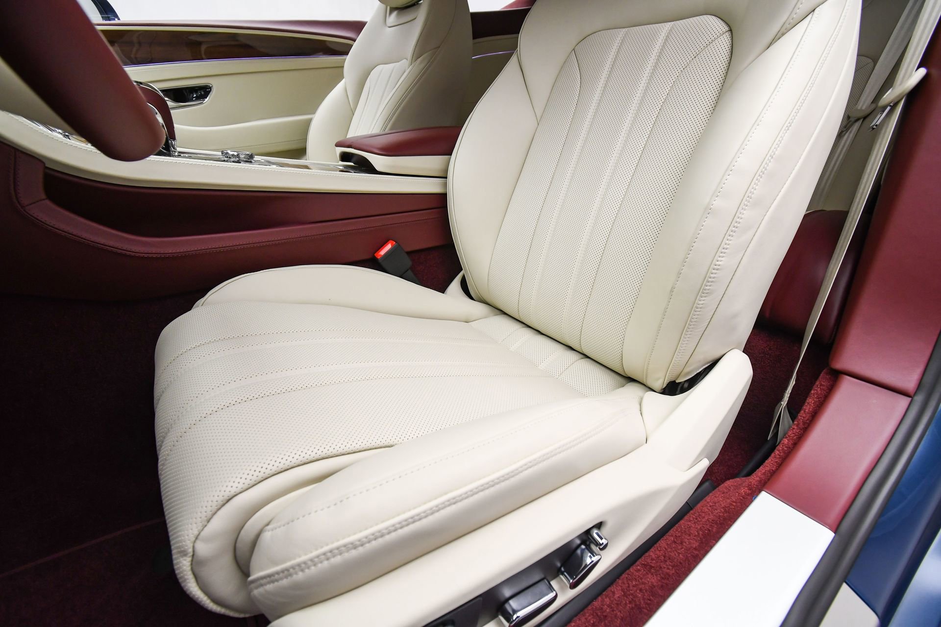 New 2026 Bentley Continental GT image 47