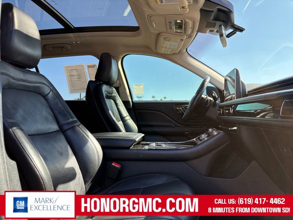 Used 2022 Lincoln Aviator Reserve w/ Equipment Group 201A RWD image 24