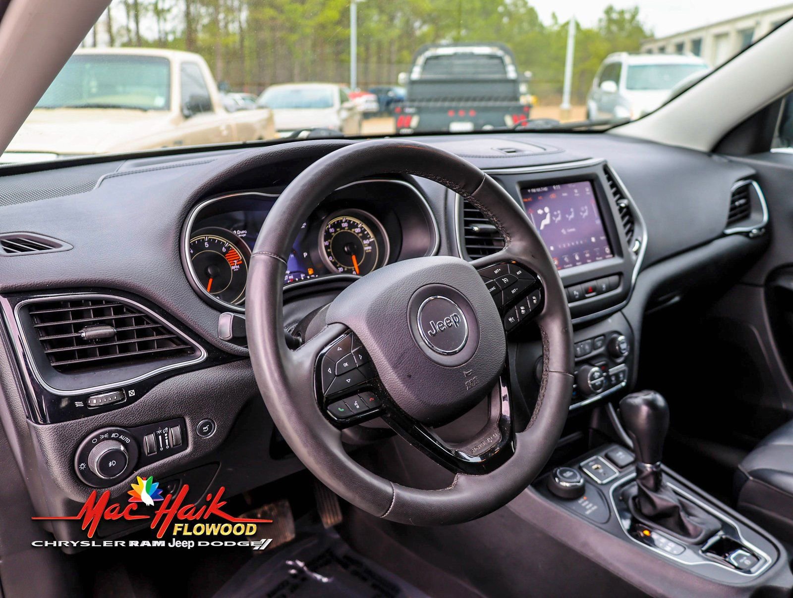 Used 2023 Jeep Cherokee Altitude Lux image 10