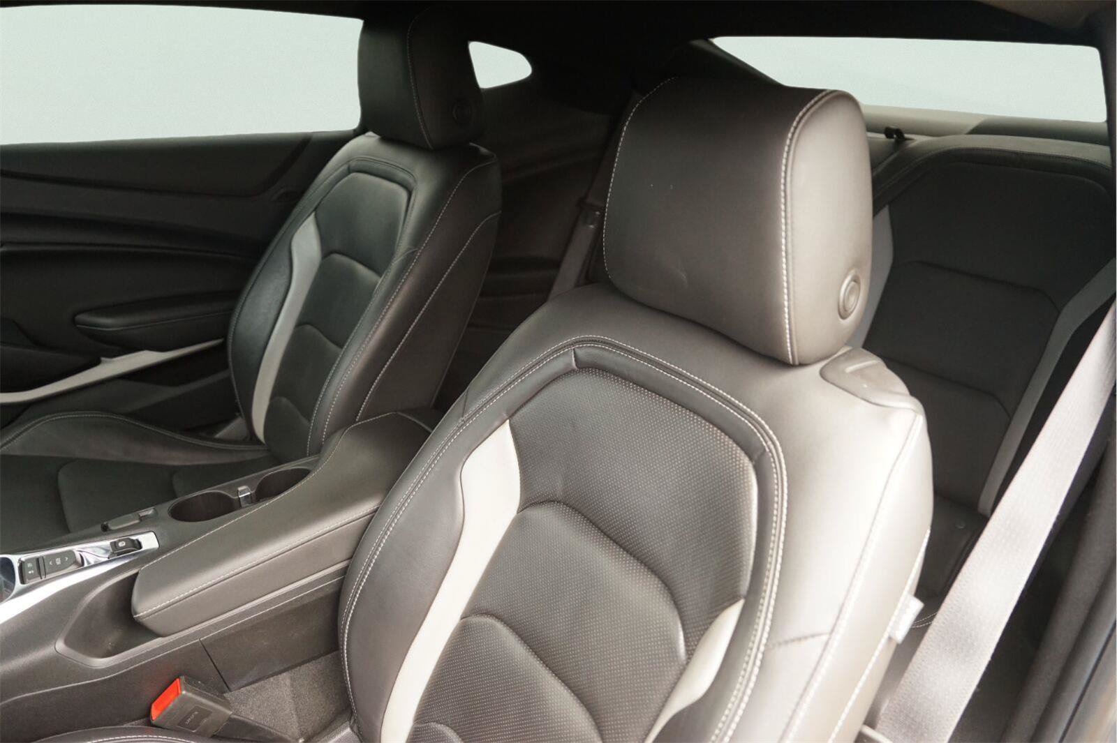 Used 2023 Chevrolet Camaro LT w/ RS Package RWD image 10