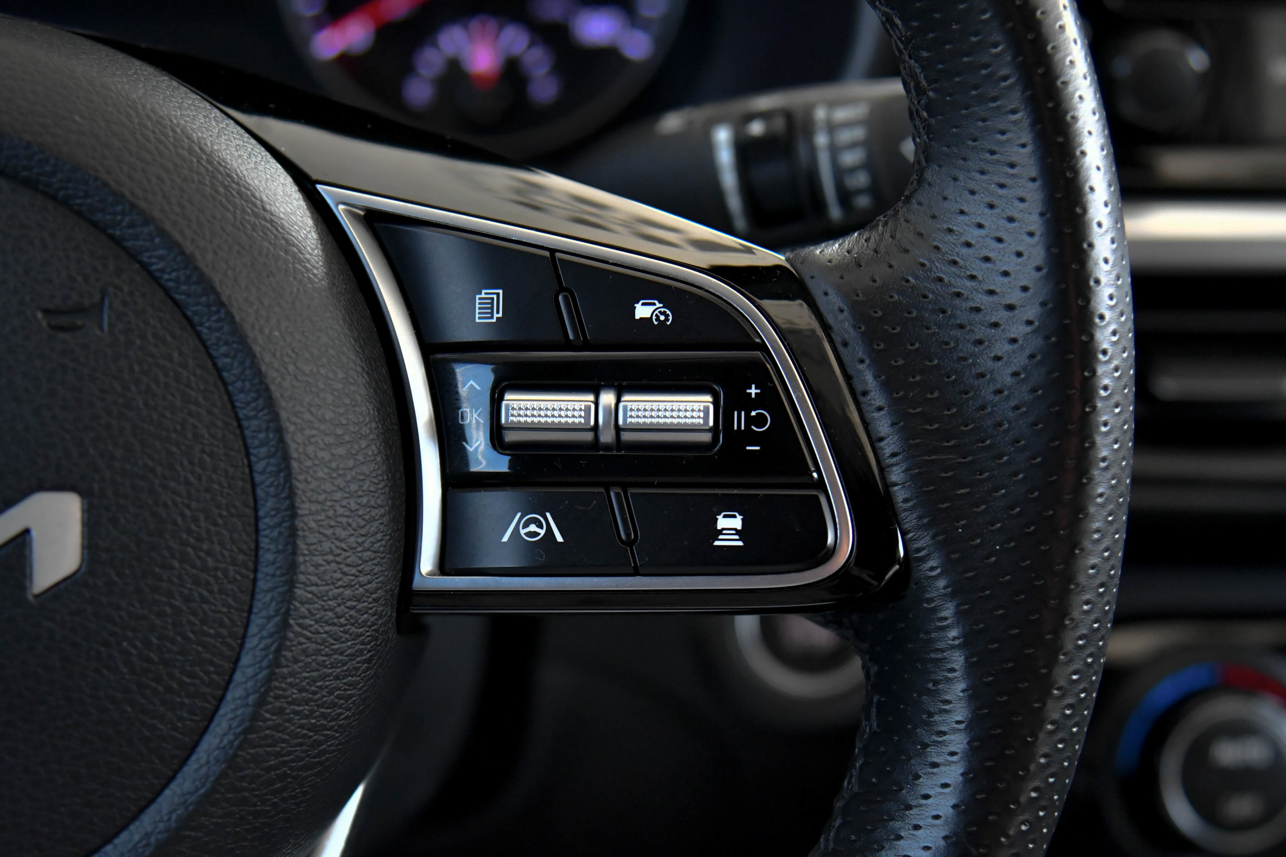 Used 2024 Kia Forte GT-Line image 31