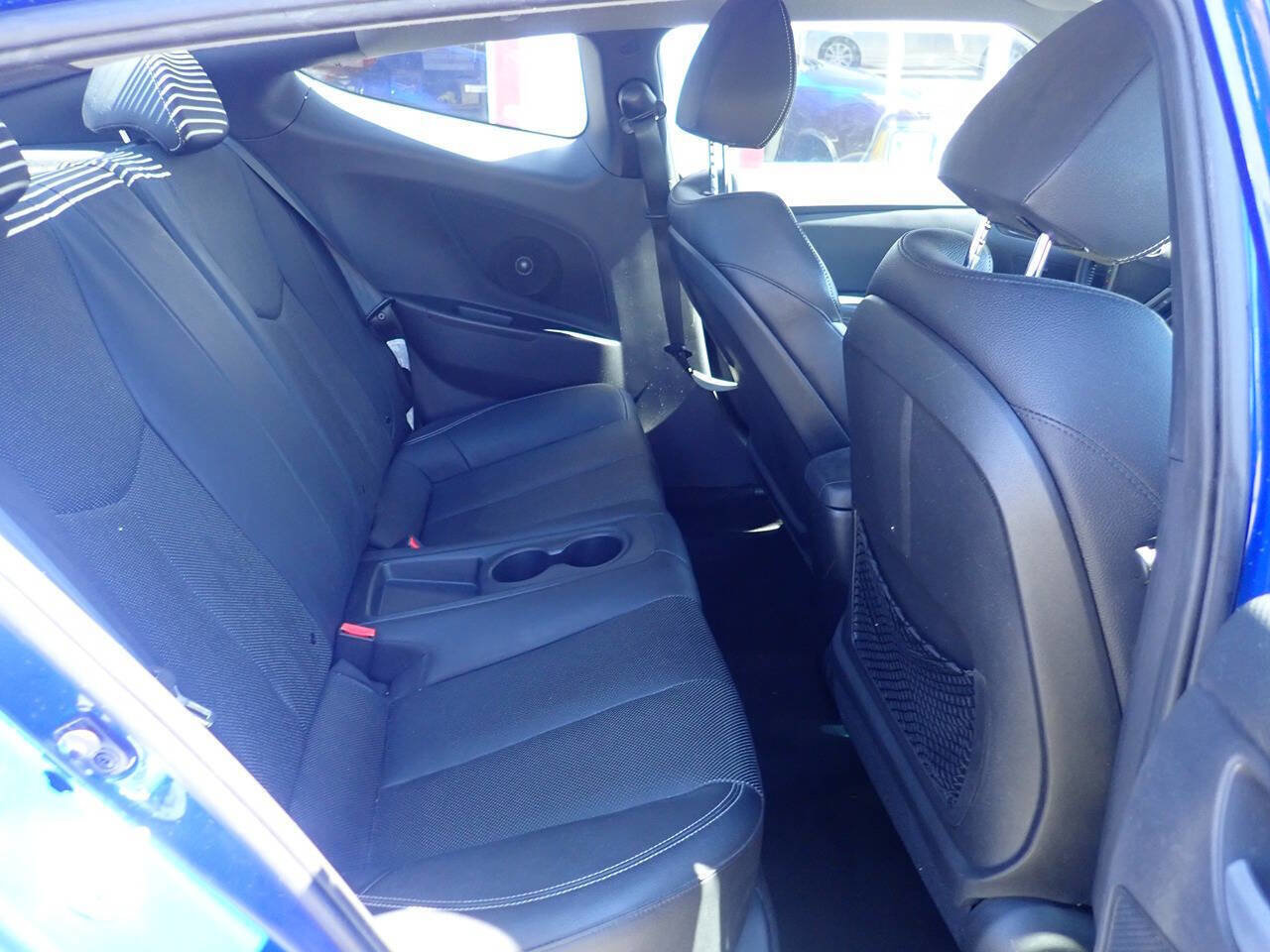 Used 2013 Hyundai Veloster Turbo FWD image 23