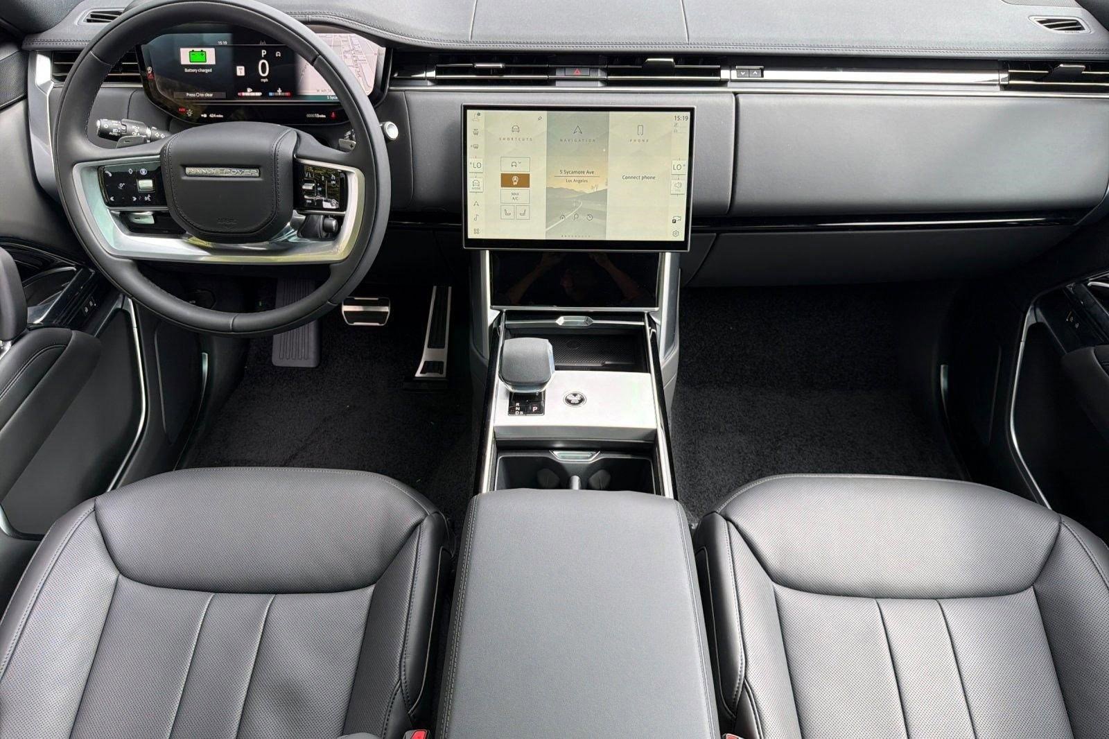 New 2026 Land Rover Range Rover Long Wheelbase SE AWD/4WD image 15