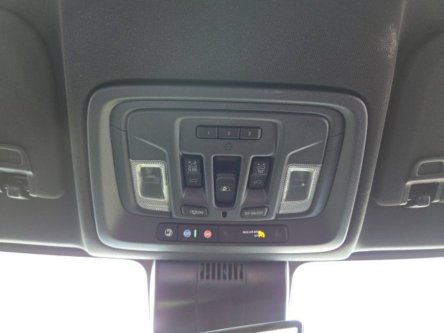 Used 2024 Chevrolet Silverado 1500 High Country AWD/4WD image 74