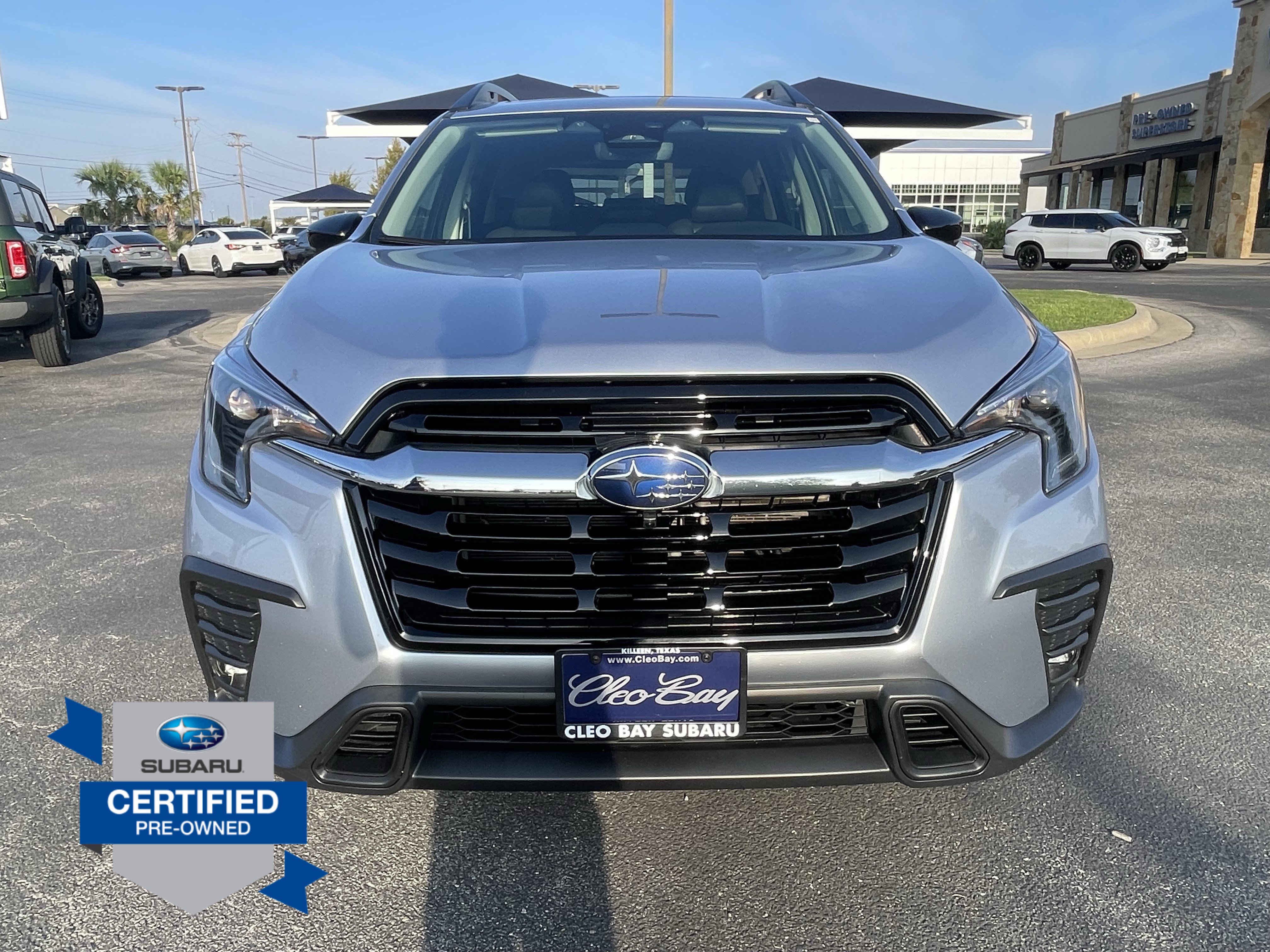 Used 2024 Subaru Ascent Limited w/ Technology Package AWD/4WD image 2
