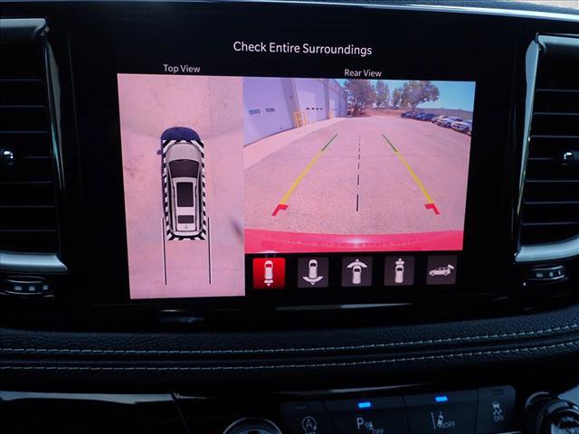 New 2027 Chrysler Pacifica Select AWD/4WD image 19