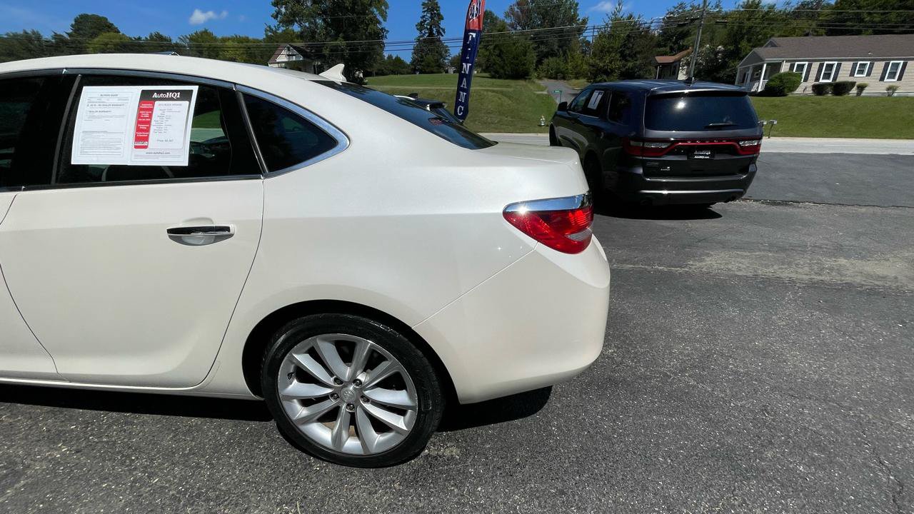 Used 2012 Buick Verano FWD image 5