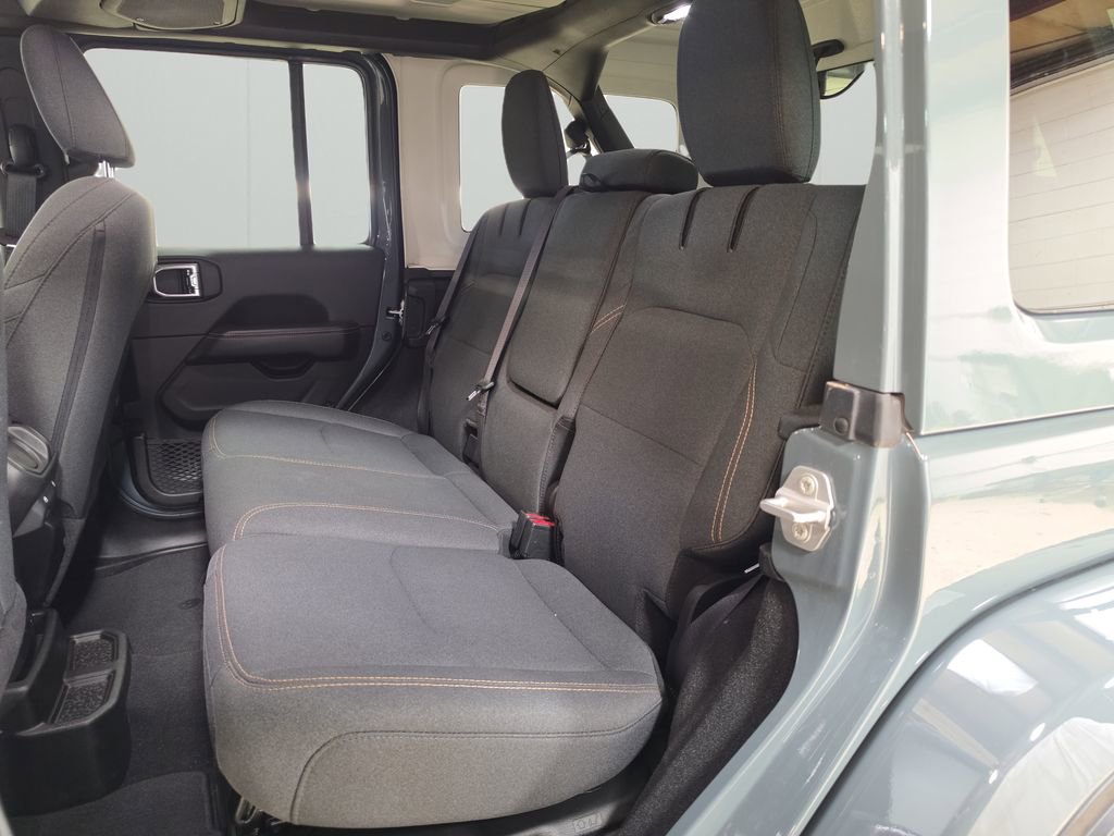 Certified 2025 Jeep Wrangler Unlimited Sahara image 16