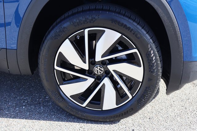 New 2026 Volkswagen Atlas SE image 9