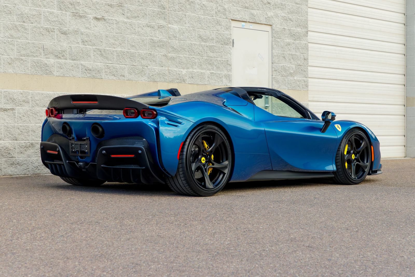 Used 2023 Ferrari SF90 Spider AWD/4WD image 3