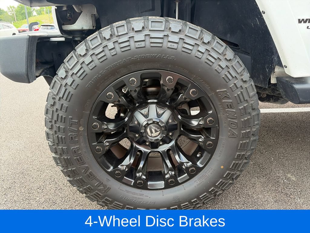 Used 2017 Jeep Wrangler Unlimited Sahara w/ Connectivity Group AWD/4WD image 23