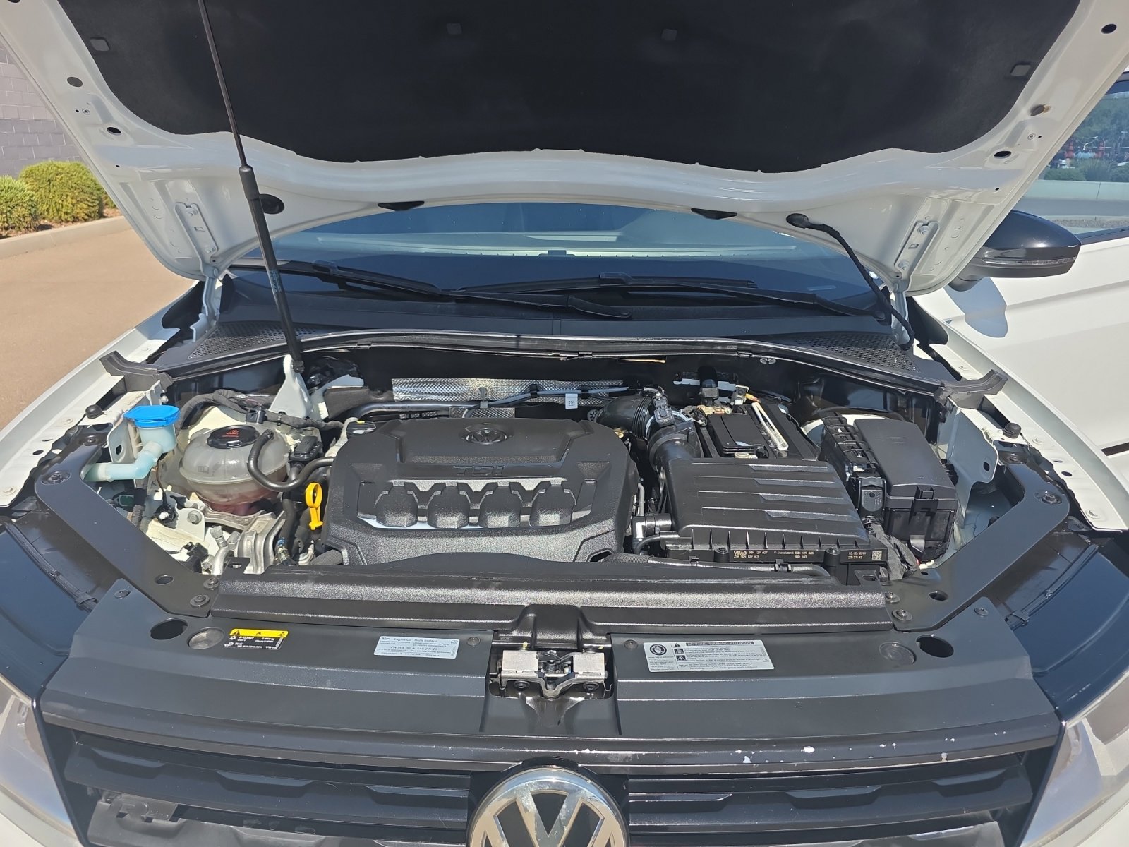 Used 2019 Volkswagen Tiguan SEL Premium R-Line FWD image 21