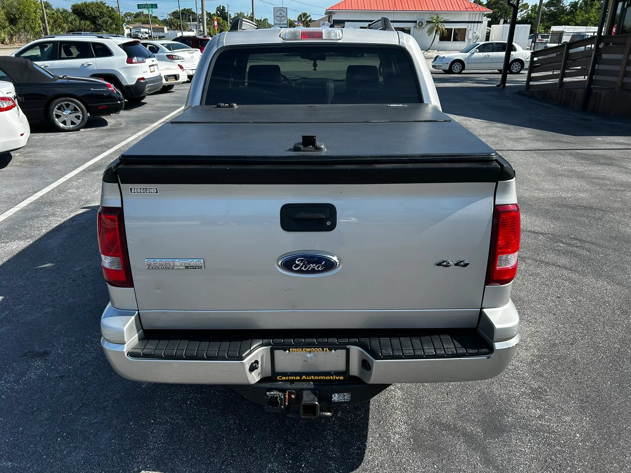 Used 2007 Ford Explorer Sport Trac Limited AWD/4WD image 10