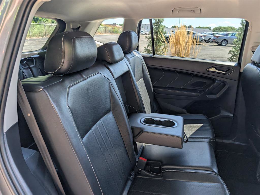 Used 2022 Volkswagen Tiguan SE image 16