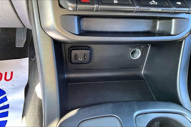 Used 2022 Chevrolet Colorado W/T w/ WT Convenience Package AWD/4WD image 33