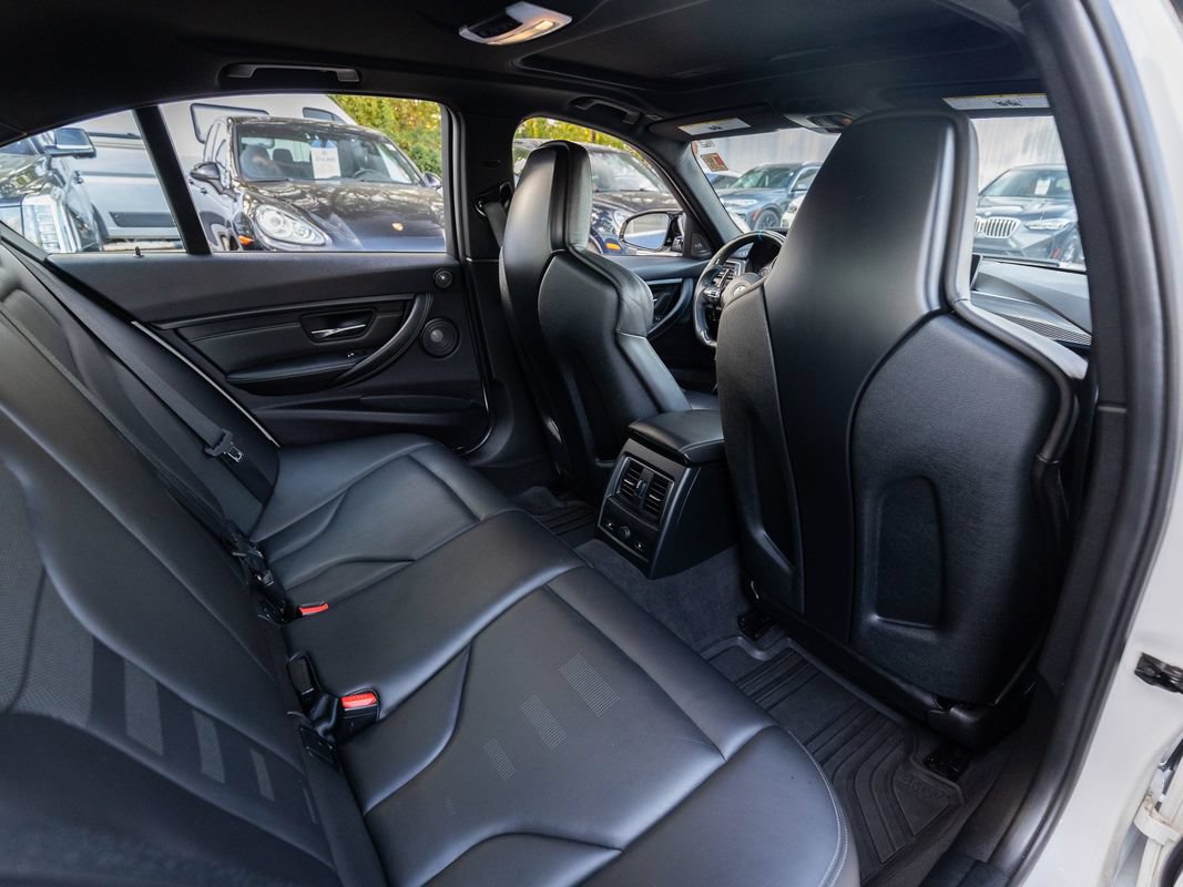 Used 2016 BMW M3 w/ Executive Package RWD image 26