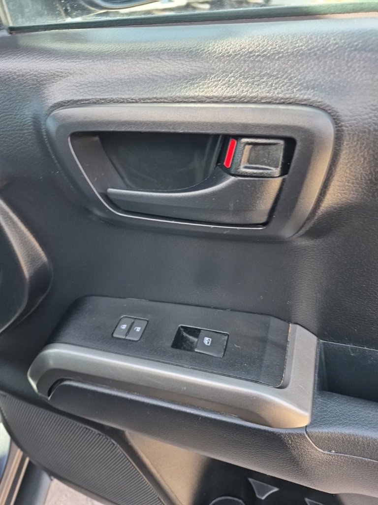 Used 2021 Toyota Tacoma image 18