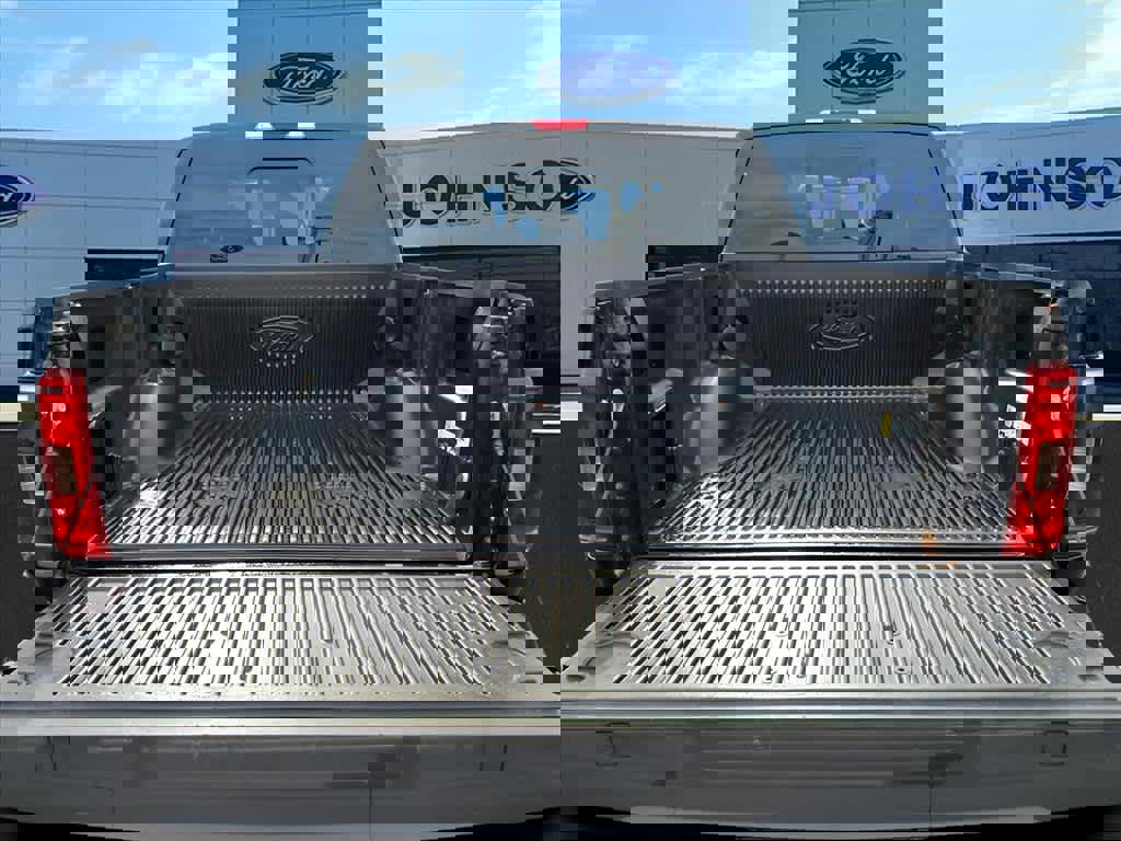 Certified 2022 Ford F150 XLT w/ Equipment Group 302A High image 16