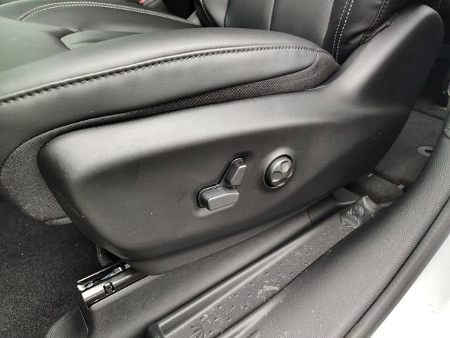 New 2026 Chrysler Pacifica Select image 15