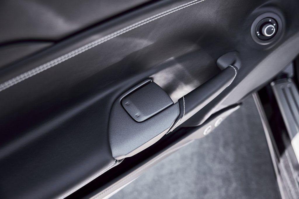 Used 2018 Ferrari 488 Spider image 35