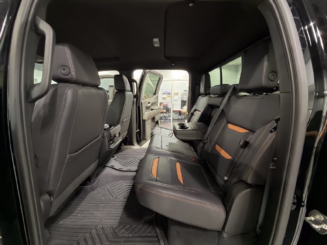 Used 2023 GMC Sierra 1500 AT4 w/ AT4 Premium Package AWD/4WD image 13