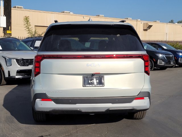 New 2026 Kia Carnival EX FWD image 6
