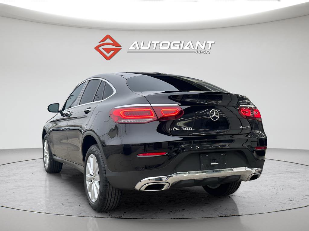 Used 2020 Mercedes-Benz GLC 300 4MATIC Coupe image 5