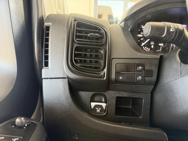 Used 2025 RAM ProMaster 2500 w/ Convenience Group FWD image 19