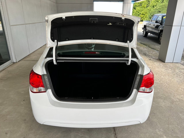 Used 2015 Chevrolet Cruze LT image 9