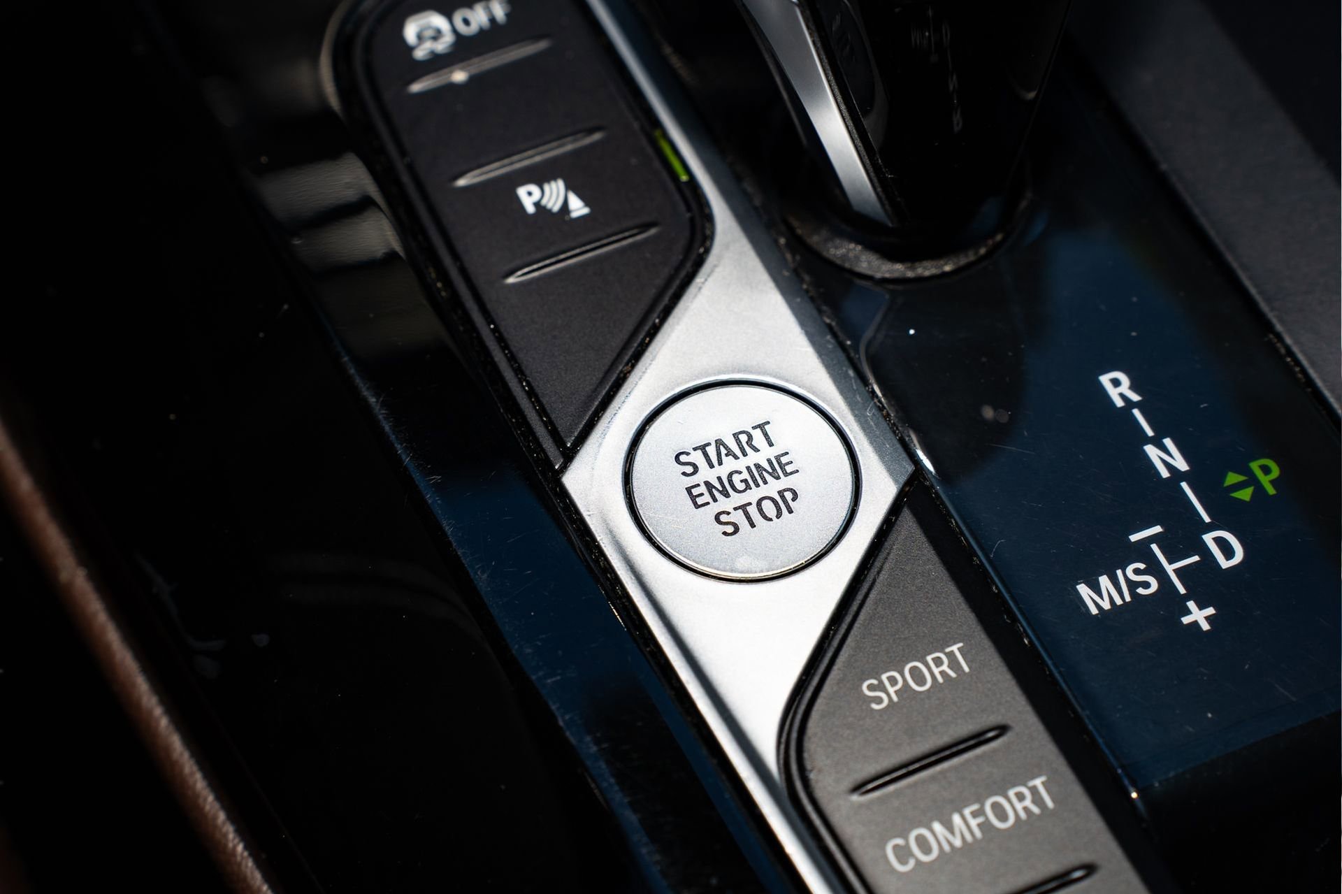 Used 2023 BMW X4 M40i w/ Premium Package image 31