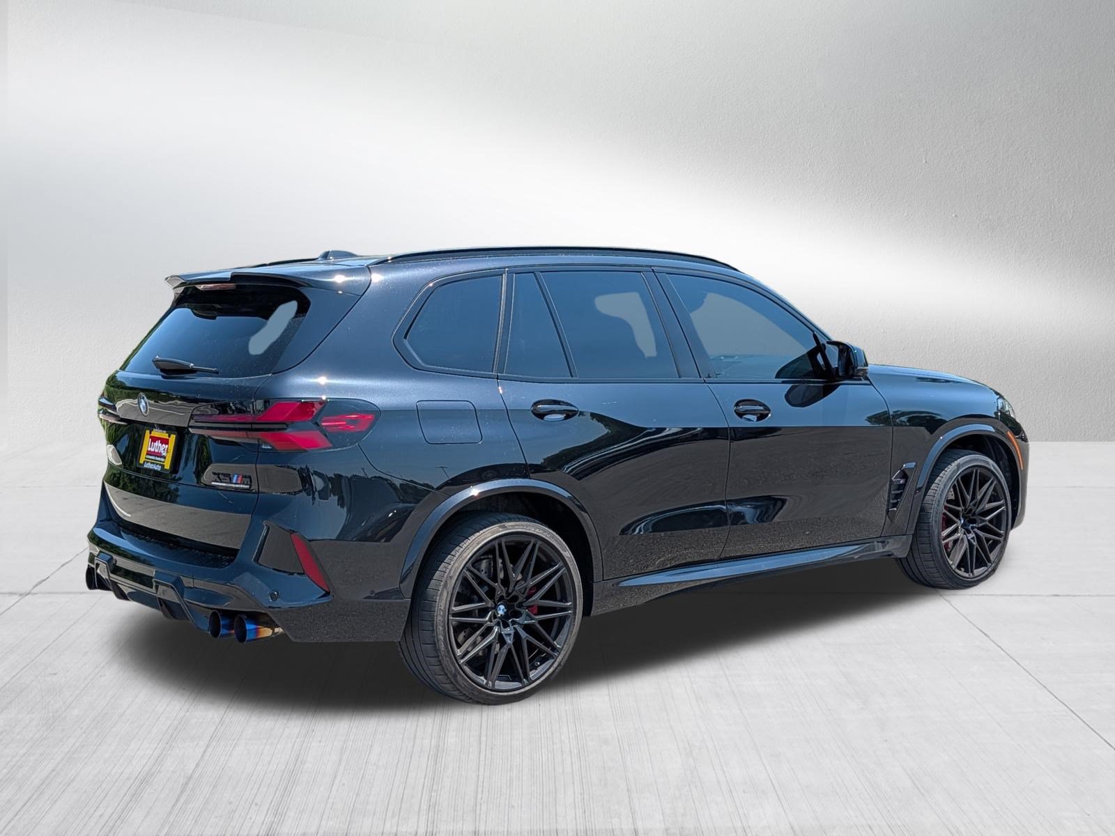 Used 2024 BMW X5 M Competition w/ Executive Package AWD/4WD image 7