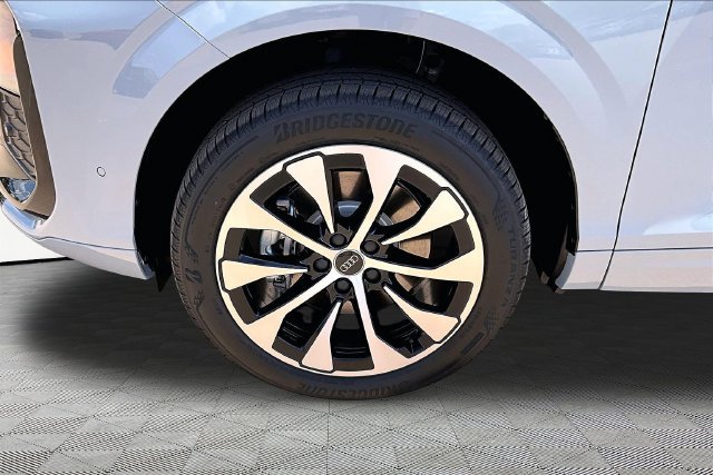 New 2026 Audi Q3 quattro 2.0T AWD/4WD image 8