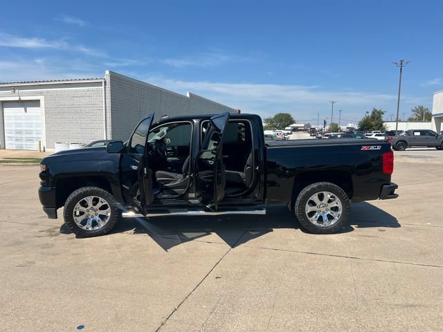 Used 2017 Chevrolet Silverado 1500 LT w/ All Star Edition AWD/4WD image 3
