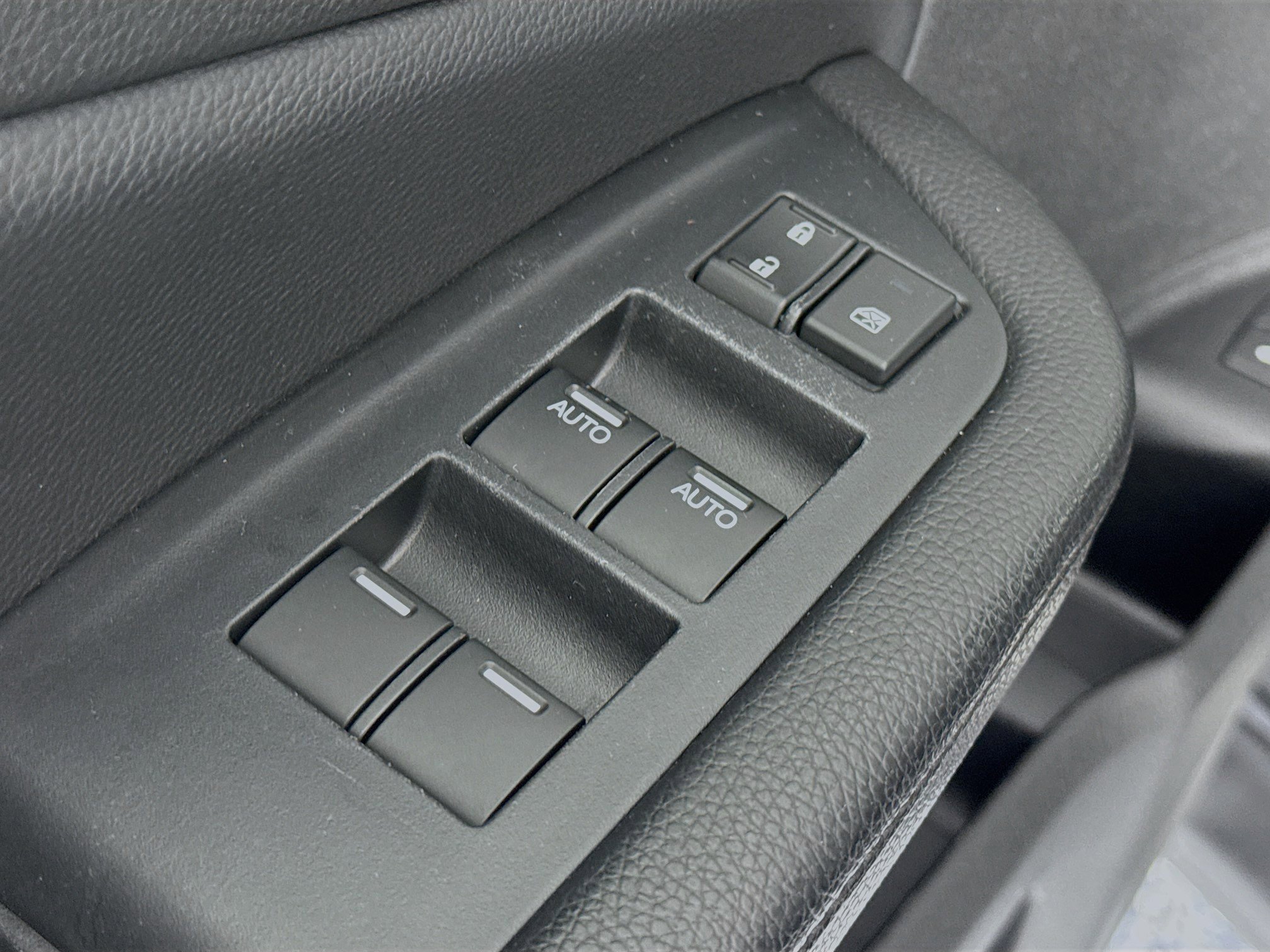 Certified 2020 Honda Pilot Touring image 18