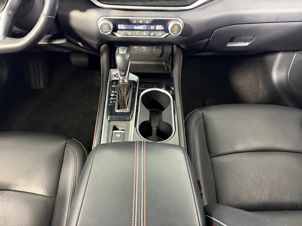 Used 2023 Nissan Altima 2.0 SR FWD image 17
