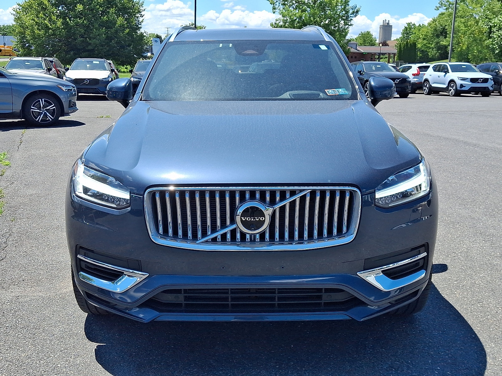 Used 2024 Volvo XC90 T8 Ultimate w/ Lounge Package AWD/4WD image 2