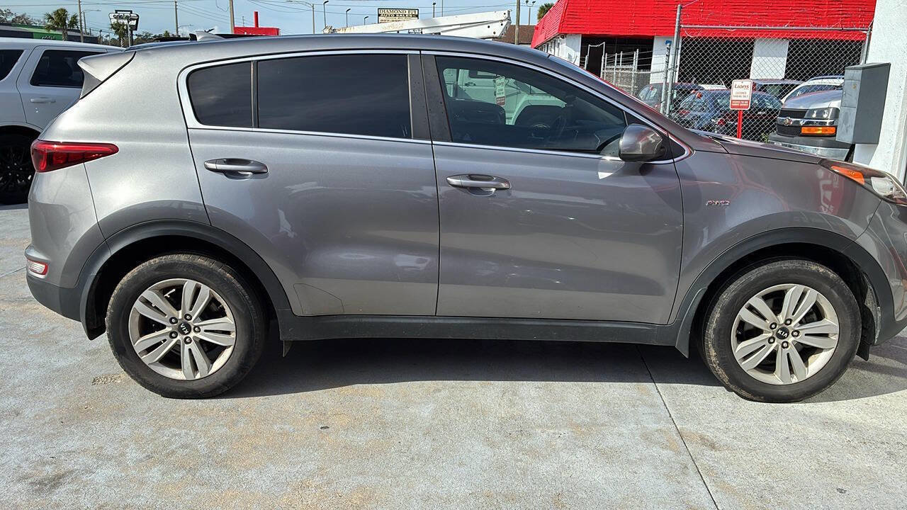 Used 2017 Kia Sportage LX image 5