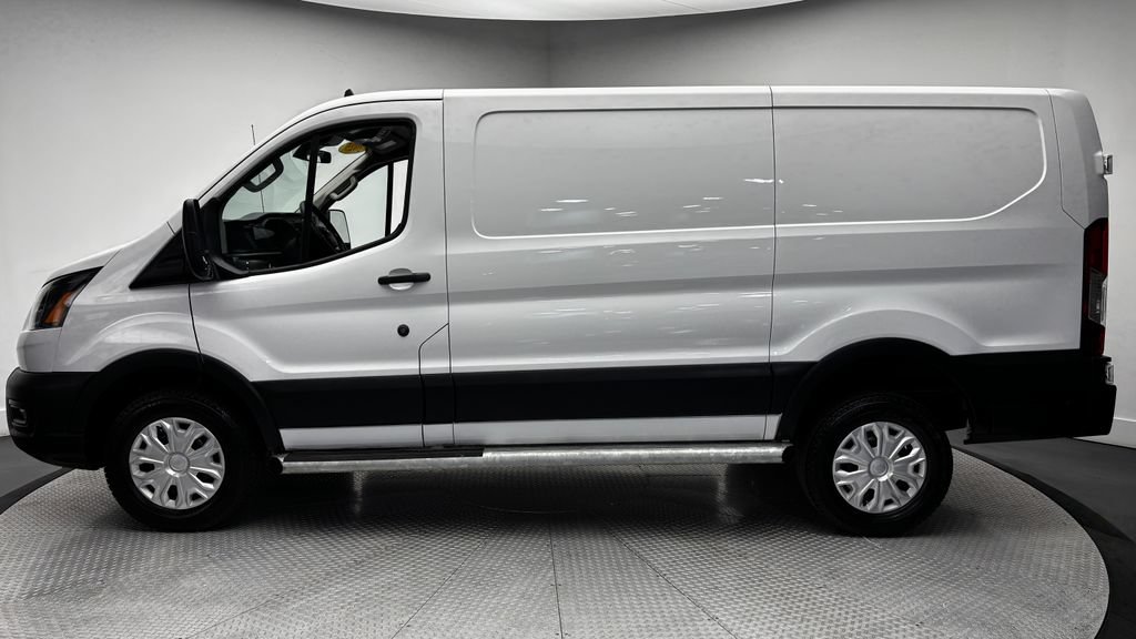 Used 2025 Ford Transit 250 Low Roof w/ Exterior Upgrade Package RWD image 4