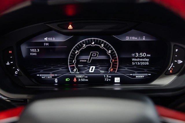 Used 2022 Lamborghini Urus AWD/4WD image 35