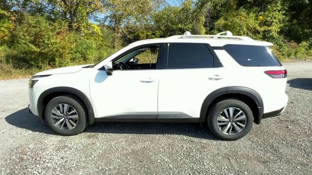 Certified 2024 Nissan Pathfinder SL w/ Cargo Package image 5