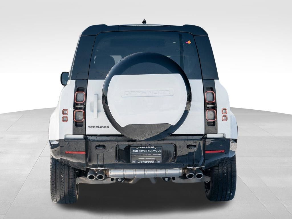 New 2025 Land Rover Defender 110 V8 image 5