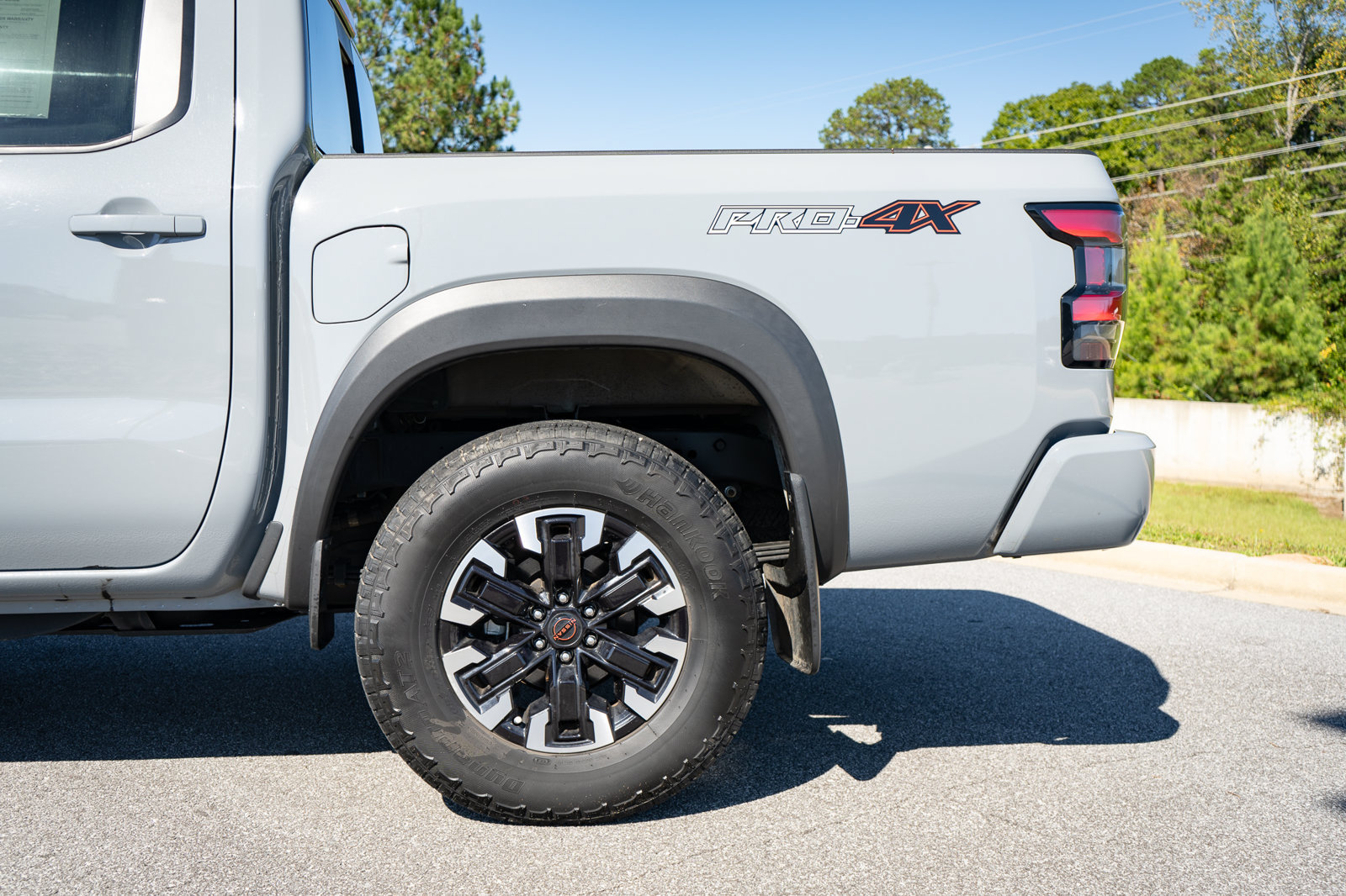 Used 2024 Nissan Frontier PRO-4X w/ Off-Road Protection Package AWD/4WD image 6