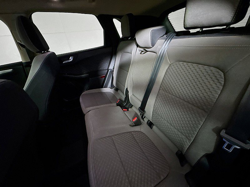 Used 2020 Ford Escape SE image 22
