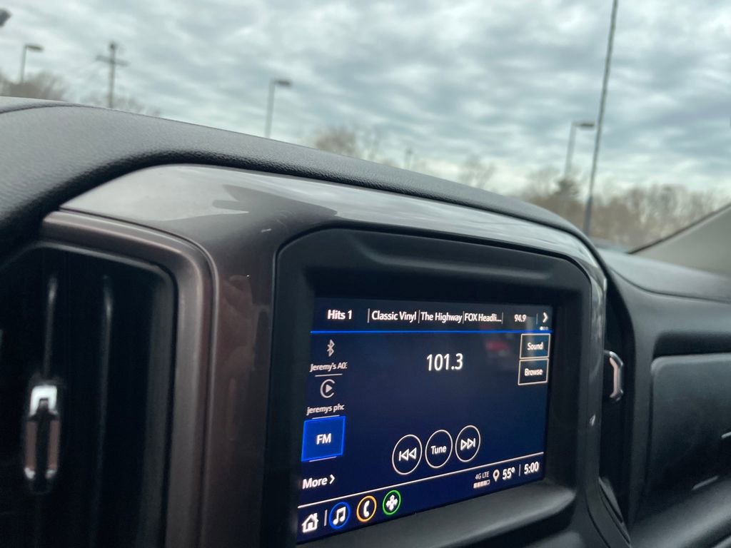 Used 2024 Chevrolet Silverado 2500 Custom w/ Custom Value Package image 13