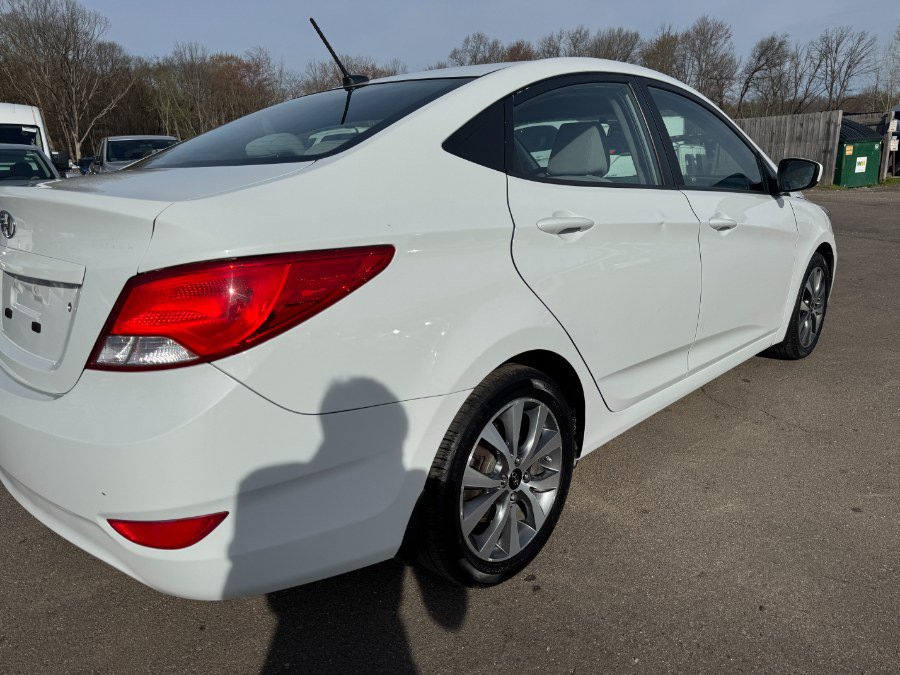 Used 2017 Hyundai Accent Value Edition FWD image 11