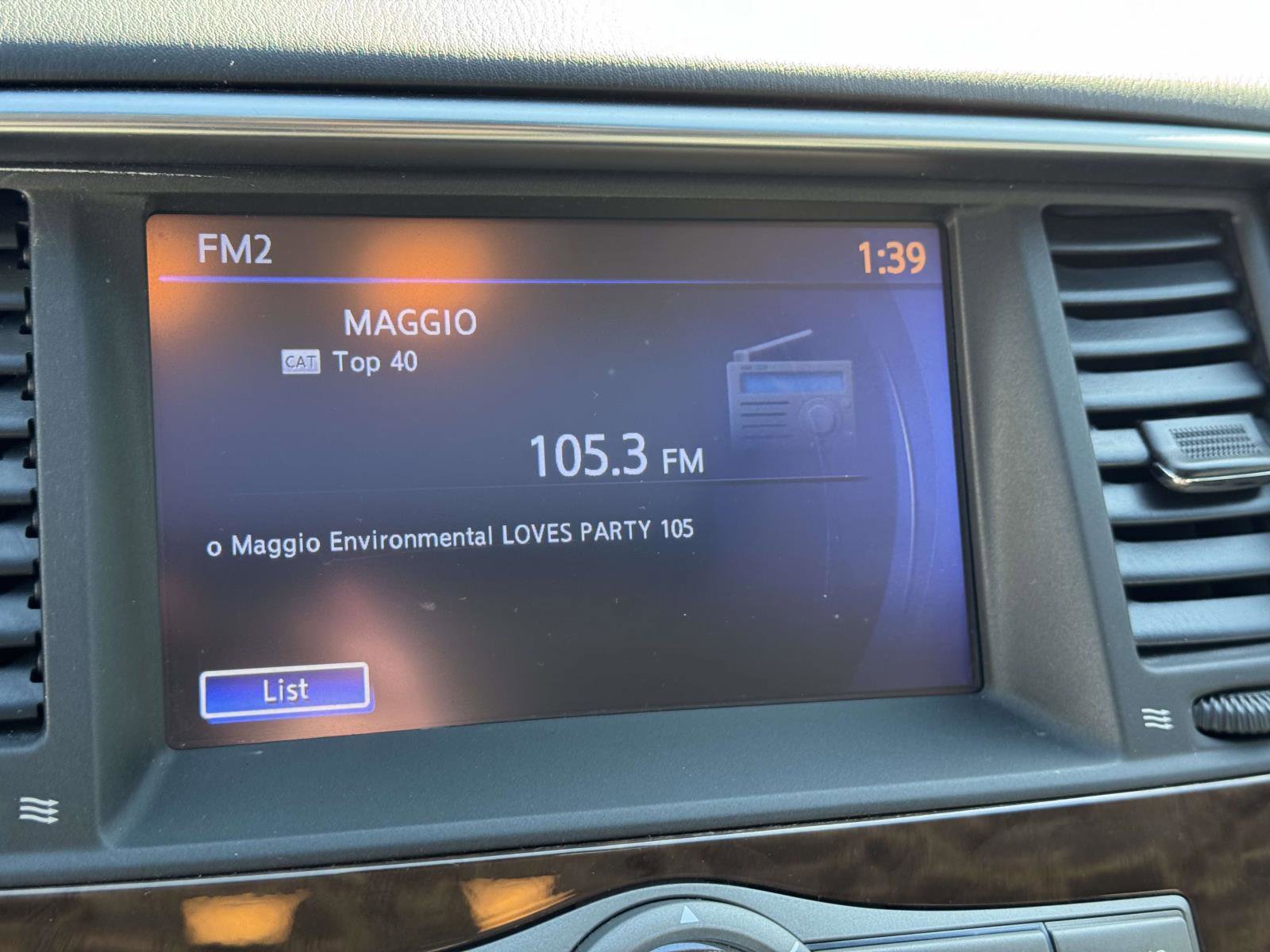 Used 2017 Nissan Armada SL w/ Moonroof Package image 26