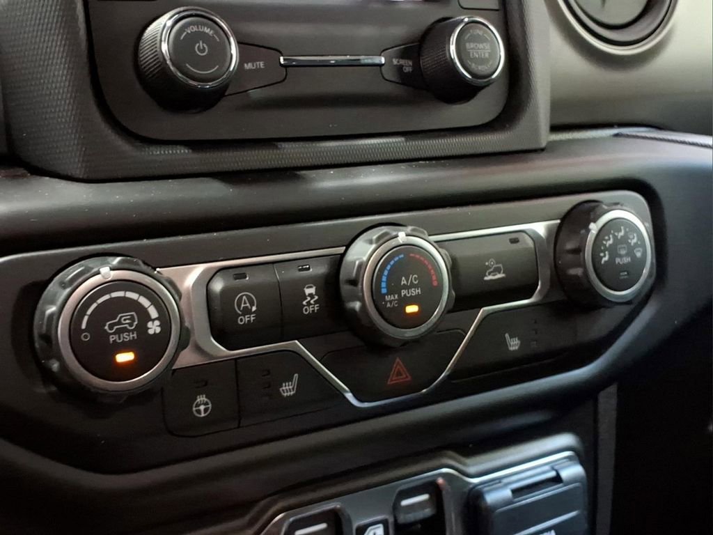 Used 2021 Jeep Gladiator Sport AWD/4WD image 10