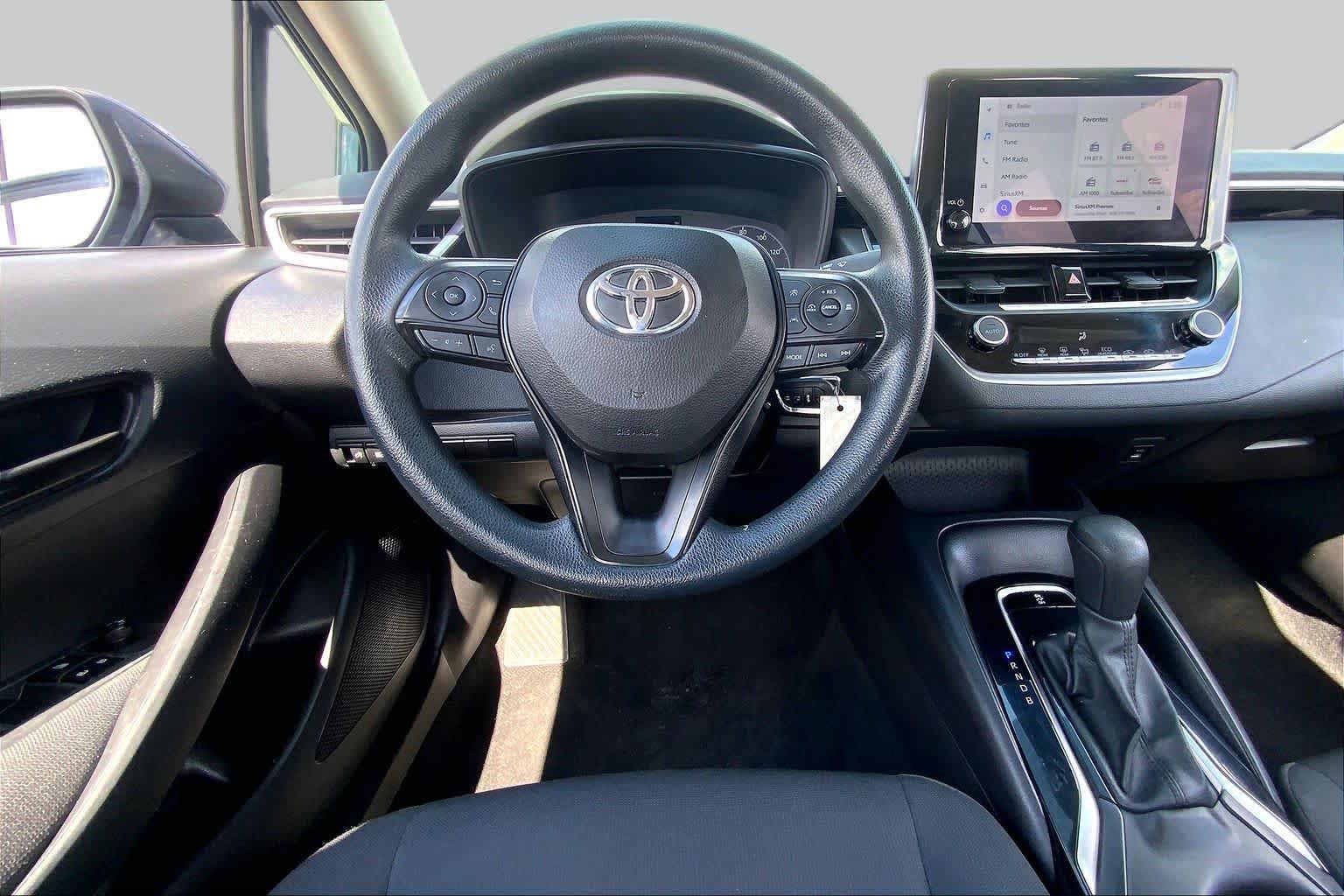 Used 2024 Toyota Corolla LE FWD image 6
