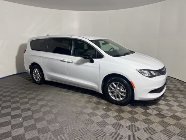 New 2026 Chrysler Voyager LX FWD image 20