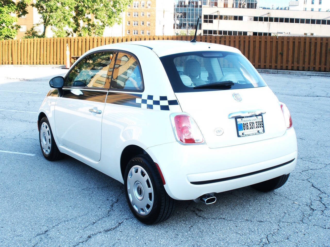 Used 2015 FIAT 500 Pop FWD image 8